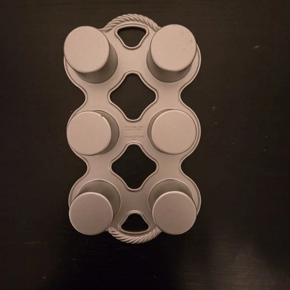 NORDIC WARE Popover Pan - Picture 7 of 8